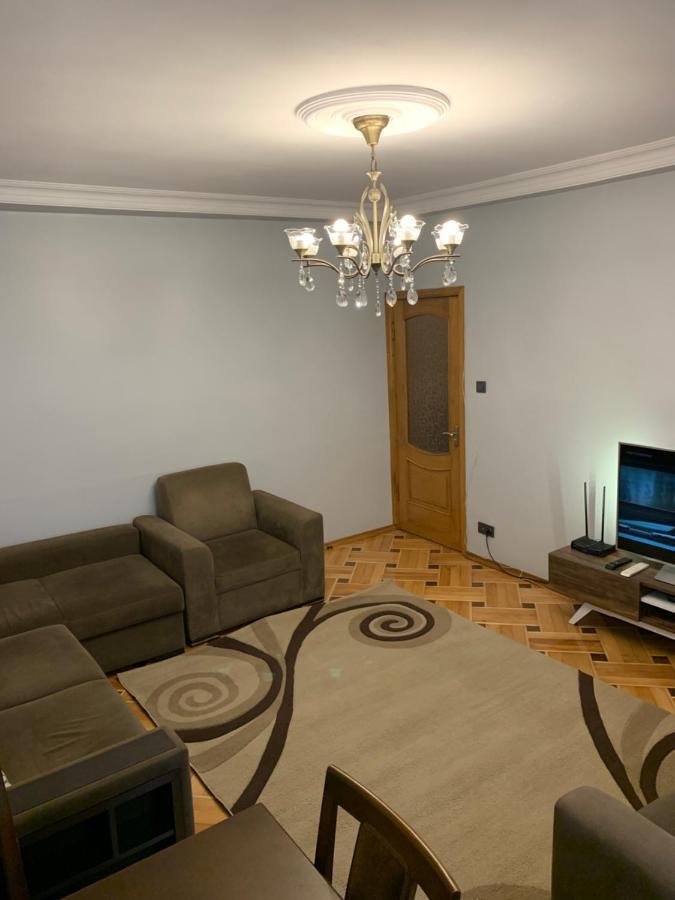 Griboedovi 24 Apartment Batumi Exterior photo